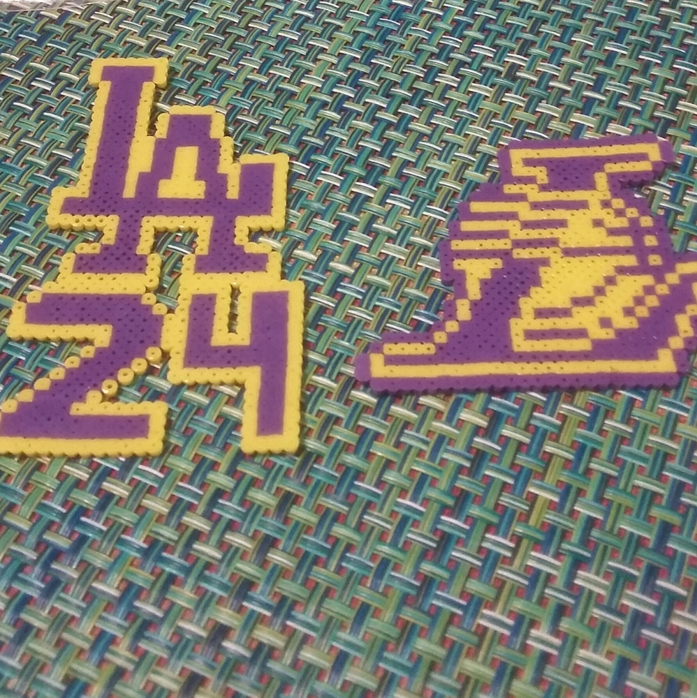 Lakers Keychain and Magnet